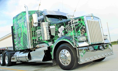 Michael Suson’s “Truckers for Truckers” 2016 Cummins-powered Kenworth