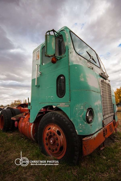 S Afeway White Freightliner By Don Christner 5 2016 10 18 15 16