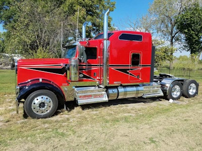 “The General” is powered by a 550-hp Cummins ISX and Eaton 18-speed. The Kenworth Apache paint scheme is custom and was done by Thunder Grafix of Joplin, Missouri, to honor past, present and future military members.