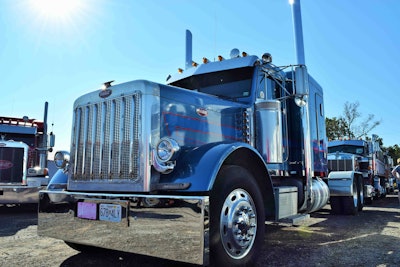 Roger Hilbrenner 1991 Peterbilt 379 2016 11 22 14 30