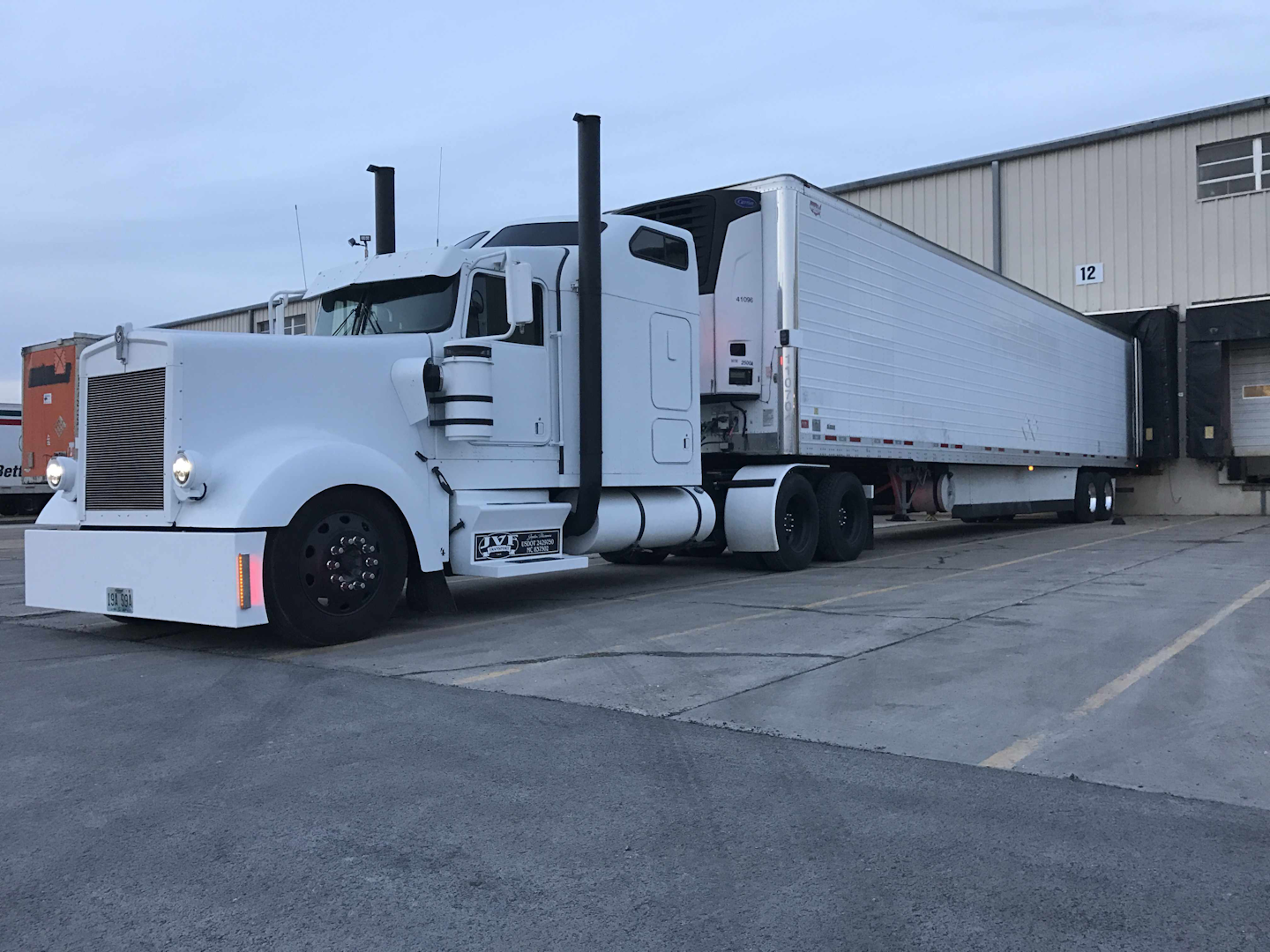 Mark Fields Custom 1998 Kenworth W900 Overdrive