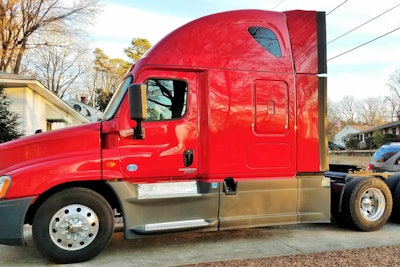 Glenn Keller hauls in this 2014 Freightliner Cascadia, powered by Detroit DD15, purchased last year.