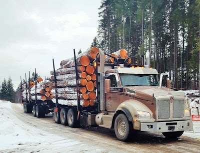 Munden Kw T880 Log Hauling 2017 02 15 14 20