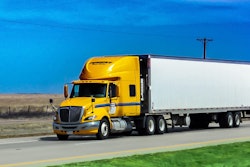 0_truck_032210_14