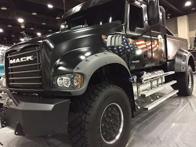 American flag and eagle on this Mack at MATS 2017.