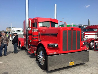 This Peterbilt is owned by Blann Tractor out of Hampton, Ark.