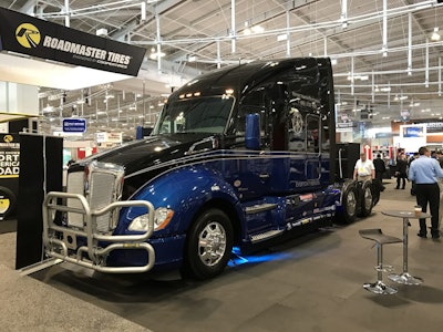Kenworth’s ‘Everyday Heroes’ T680 set to be auctioned features a 76-inch sleeper, a 485-horsepower Paccar MX-13 and an Eaton-Fuller Advantage 10-speed automated manual transmission.