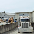 Loading-at-East-Palestine-Ohio-2017-04-28-13-20