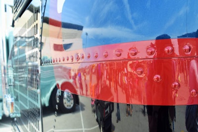 paint-and-rivets-detail-2017-04-05-09-06