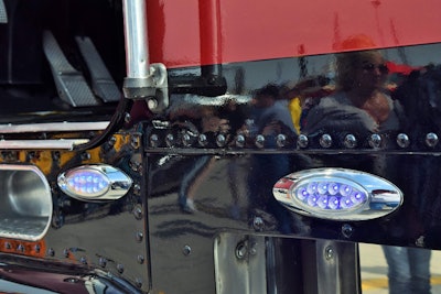 side-running-lights-2017-04-05-09-07