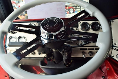 steering-wheel-2017-04-05-09-08