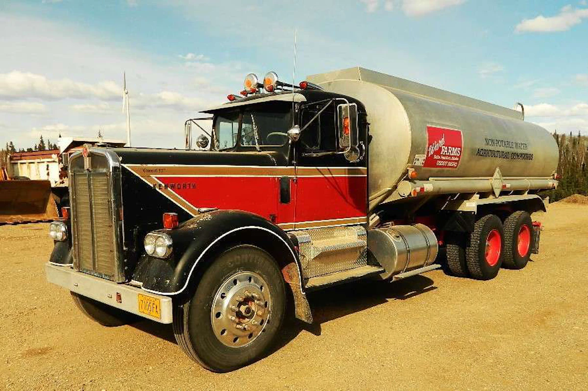 A salute to the 'Old Filthy' 1957 Kenworth fuel hauler - Vimarsana News