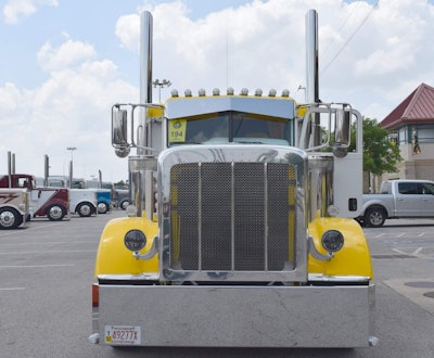 Bill Rethwisch's 2016 Peterbilt 389