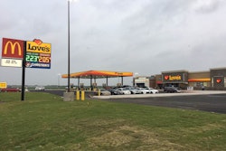 Sinton-Texas-Loves-2017-05-12-08-51