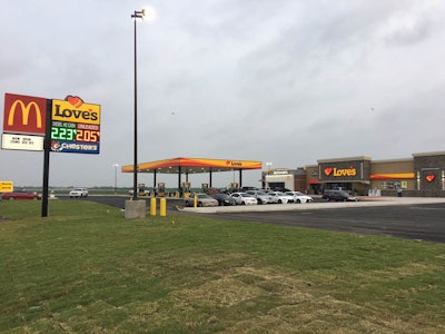 Love’s Travel Stops opened a new location this week in Sinton, Texas, along U.S. 77.