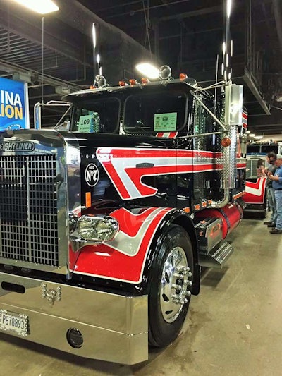 Troy Huddlestons Freightliner 2017 05 31 12 20