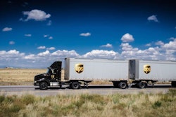 ups-truck-2017-06-09-09-15
