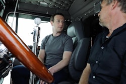 zuckerberg-trucker-2017-06-26-11-38