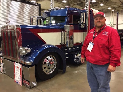 Terry Aslinger's patriotic '96 Pete 379.