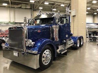 'Justified' – Bryan, Texas-based Corey Barnes' 2004 Peterbilt 379.