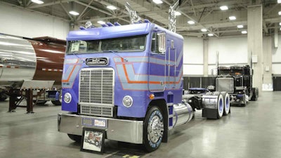 Darrell Caldwell out of Mansfield, Texas, brought his 1989 White Freightliner COE, 'Still Shakin','...