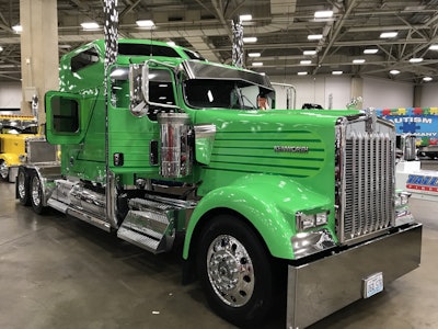 Chad and Janie Claypool’s and Kyle Cousin’s 2017 Kenworth W900, “Poison Ivy,” won Best of Show in the Working Bobtail category.
