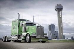 Gats_Saturday_Pride_Polish_Best_Of_Show_Glamour_Shots_2017-134_Photoshopped-2017-08-29-09-20