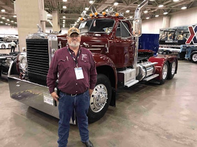 Danny Lea bought and rebuilt this 1963 Mack B-75. It picked up a third-place finish in the Antique Bobtail category at Overdrive‘s Pride & Polish at the Great American Trucking Show in Dallas.
