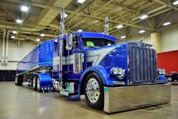 Joe-Regalado-2000-Peterbilt-379-Armor-Lite-end-dump-2017-09-26-11-06