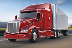 Peterbilt_579_Media_1-2017-09-08-11-35