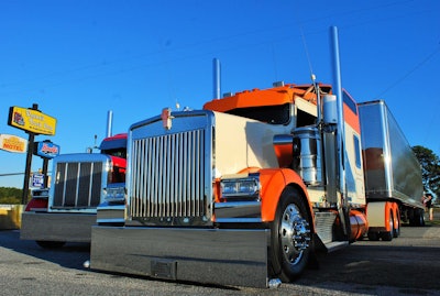 La Crosse, Wis.-based independent Rob Hallahan hauled a load of Target displays to Virginia Beach, Va., with this his 2006 Kenworth W900B on his way in to the Doswell Truck Stop.