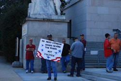 Spirit-of-Justice-statue-Tony-Justice-and-crew-talking-lawmakers-2017-10-03-14-45