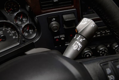 The new column-mounted shifter puts gear selection and engine brake controls at drivers’ fingertips on the steering column.
