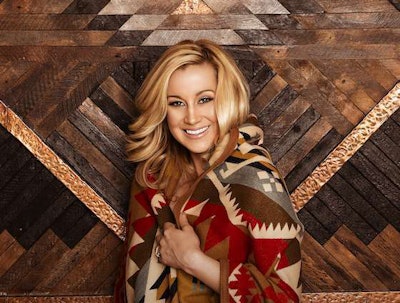 Kellie Pickler will headline the free MATS concert. (Image Courtesy of CMT Press)