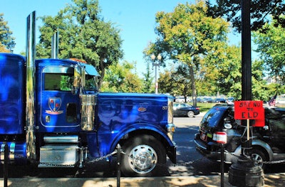 Mintu Pandher’s 2016 Pete glider was parked on Constitution Avenue between the Washington Monument and the White House for two days of the October protests of the ELD mandate.