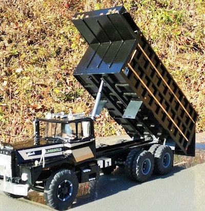 Finally, David says, “the truck also dumps the coal with a working hoist.”