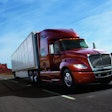 Navistar-international-LT-2018-04-09-09-53