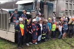 Pike-County-third-graders-mine-the-coal-2018-04-25-14-35