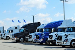 Volvo-dealer-lot-2018-04-24-12-56