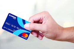 onroad-holding-card-2018-04-13-10-38