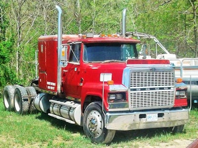 This gem of a 1980s Ford LTL9000 flat top may one day end up as Bardsley’s part-time hauler if and when he puts another driver in his Pete.