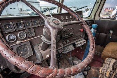 The Transmission is a 4×4 air shift, TRP87163. (Not very many left that can run one of these.)