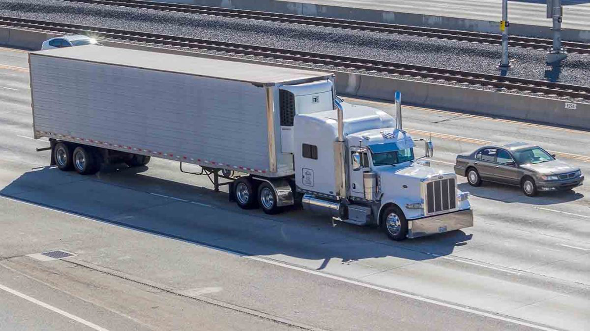 trucking-highway-california-2018-05-16-13-28-1200&times;675-2018-05-25-09-24