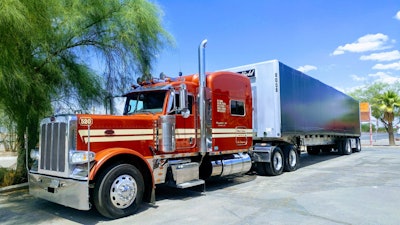 2014 Peterbilt 389