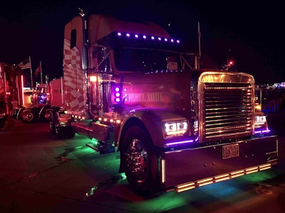Donald Bates and his 2000 Freightliner Classic XL, “Rebel Soul,” won first place in the Lights at Night – Bobtail – Show Only category. He also picked up a third place in the 1994-2000 Working Truck Bobtail Conventional and Interior-OEM Conversion Sleeper categories at the show.