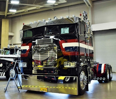 Second place: Ed Harwell’s “Service and Sacrifice” 1988 Freightliner FLT86. In addition to picking up a second-place in Best Paint Bobtail, Harwell’s COE also earned a first-place finish in the Antique Bobtail – 1980-1990 category and a third-place finish in the Interior OEM Sleeper category. See more on Harwell’s rig here.