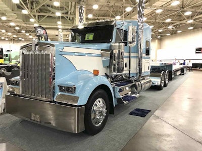 Robbie Basse’s 2016 Kenworth W900 and 2016 Fontaine Infinity flatbed, “Baby Blue,” won Best of Show in the Working Combo category.