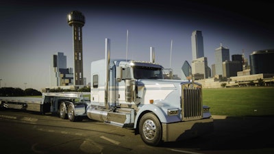 Robbie and Shelly Basse’s 2016 Kenworth W900 Icon earned Best of Show honors in the Working Combo category at the Great American Trucking Show Pride & Polish in August. (Photo by Jim Allen/365Trucking.com)