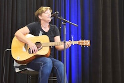 Mandi-Jo-Pinheiro-2018-08-24-15-38