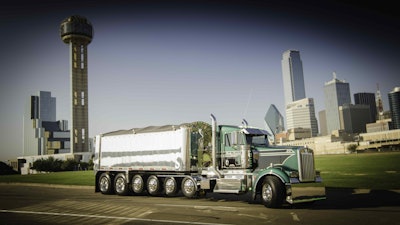 Randy Manning's 2018 Kenworth W900L dump
